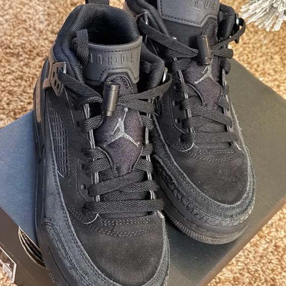 Boys Jordan Spizike Low - Picture 2 of 5